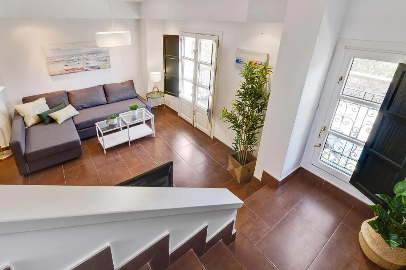 Casita En Pedregalejo Con Terraza contacts
