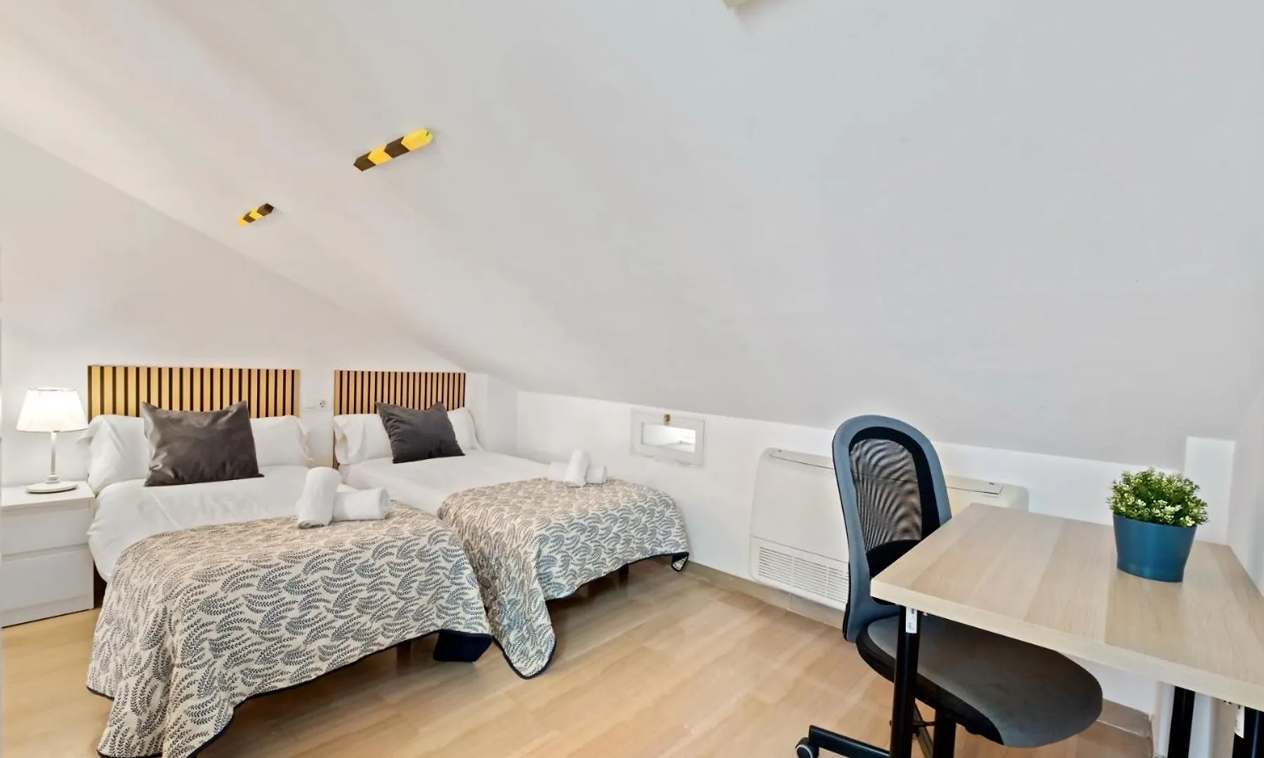 Casita En Pedregalejo Con Terraza Apartment Malaga 0*,  Spain